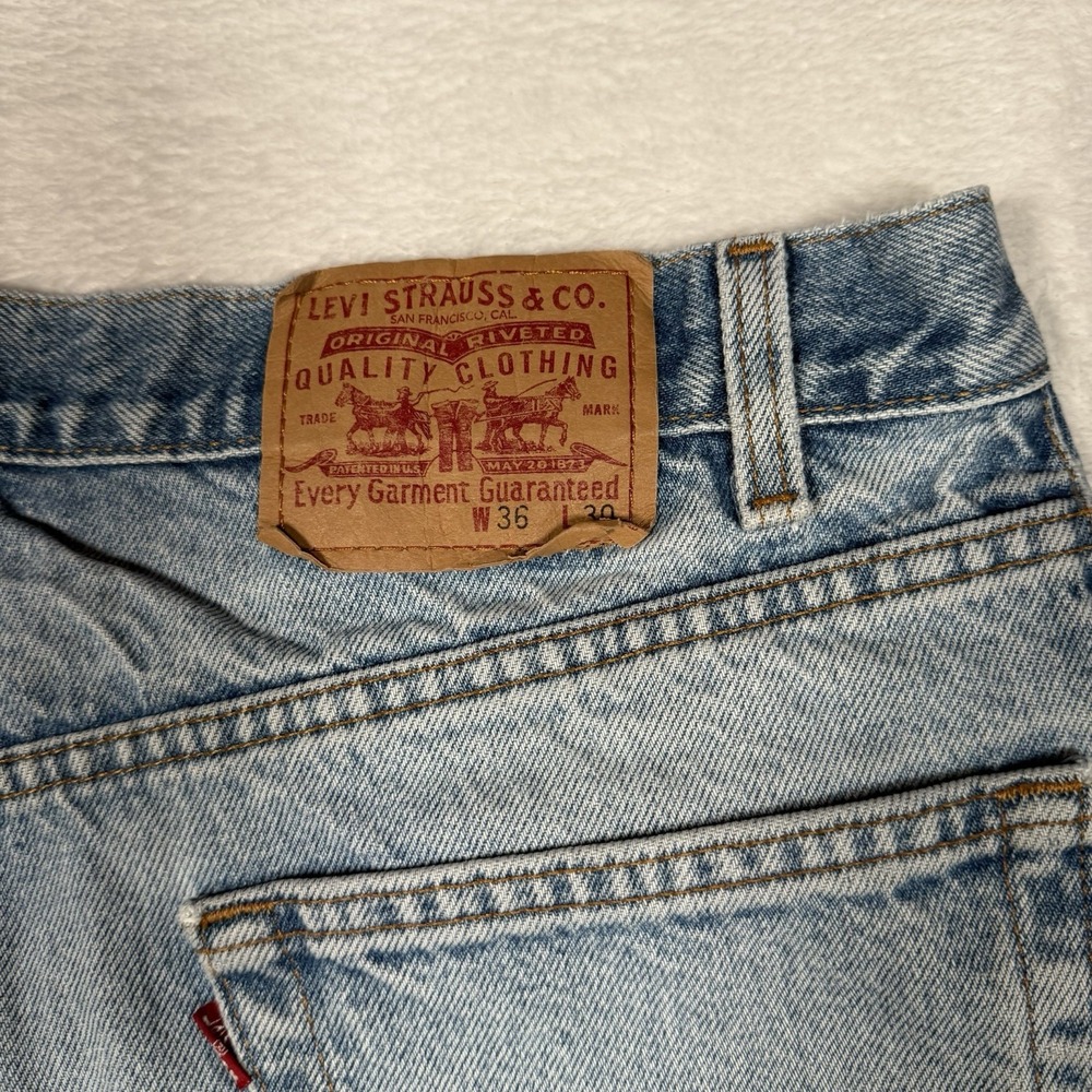 Levis Jeans Mens 36x30 Blue Relaxed Fit Straight Leg Vintage Flaws - Picture 11 of 16